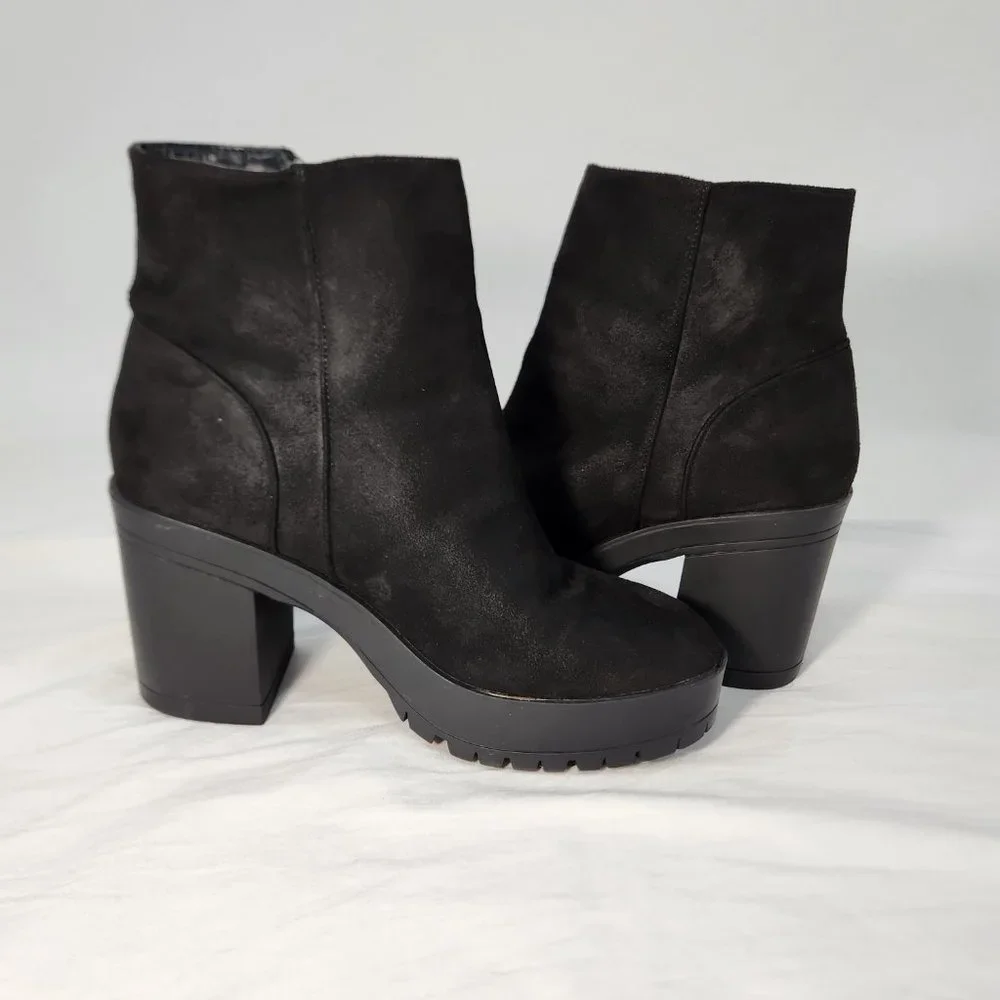 FRENCH CONNECTION Black Jasmine Lug Sole Vegan Side Zip Booties Size 8 LIKE NEW! - Picture 6 of 16